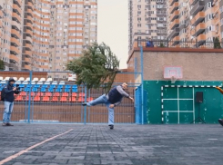 В Ростове прошел чемпионат по метанию елок