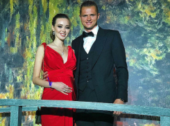 «Отнюдь не безоблачными» назвала парапсихолог отношения футболиста Тарасова и модели Костенко из Ростова