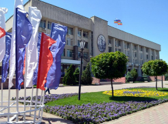 В администрации Новочеркасска решили ликвидировать три департамента и должность замглавы