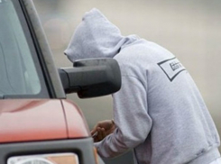 Серийного потрошителя автомобилей задержали в Ростовской области