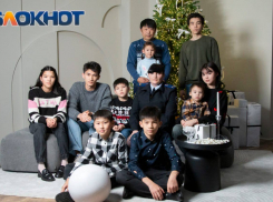 «В декретах не сидела»: интервью с многодетной мамой-полицейской, которая воспитывает 10 детей  