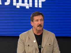 Здравоохранение, благоустройство, инфраструктура: Виктор Бут взял проблемы жителей Ростовской области на личный контроль