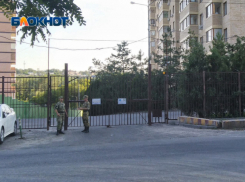 «У вас нет места на парковке, вам въезд запрещен»: ростовчанин обвинил Росгвардию в самоуправстве 