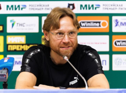 Валерий Карпин заявил, что клубы играют для болельщиков, которых нет из-за Fan ID