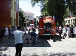 В Ростовской больнице провели масштабные пожарные учения