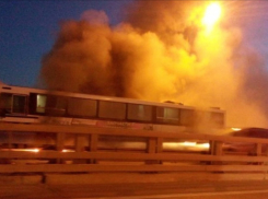 В Ростове на выезде из из города загорелся рейсовый автобус «Volvo»