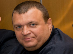Депутат-единоросс получает многомиллионные госконтракты в Ростове в пользу «неизвестных граждан РФ»