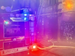 Стена высотного дома разрушилась в Батайске из-за атаки БПЛА, жильцов эвакуируют  