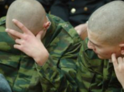 За оскорбленного и униженного на плацу солдата ростовский военный заплатит крупный штраф