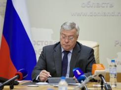 Прокуратура потребовала от Василия Голубева решить проблемы в школьном образовании