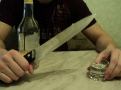 Мужчина зарезал своих друзей в садовом обществе Ростовской области