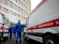 Отечественный автомобиль снес пенсионерку на «зебре» в Ростове