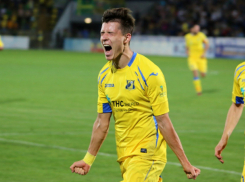 «Ростов» красивыми голами Полоза и Бухарова «уничтожил» лидера чемпионата Словакии