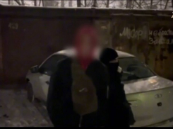 В суд направили дело подростков, надругавшихся над бездомным на видео 