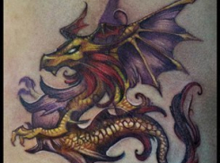 Ростовчанке исправили тату, которую ей приходилось прятать 