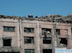 В Донецке из-под завалов ЦОФ извлекли тело погибшего экскаваторщика