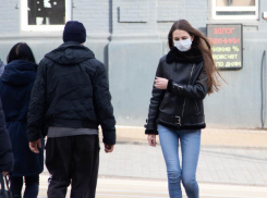 Медицинские маски в Ростове удалось найти только в одной аптеке