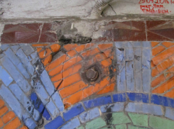 На разрушение раритетной мозаики в подземных переходах Ростова пожаловались общественники