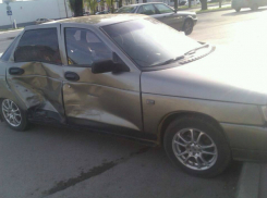 Беременная женщина пострадала в ДТП с «лихой» иномаркой на проклятом перекрестке в Ростове