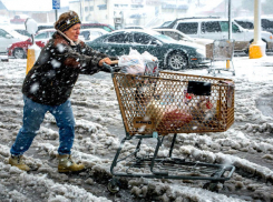 Ураганный ветер и опасные для автомобилистов замерзающий туман с метелью обрушатся на Ростов