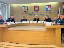 В Таганроге заработал штаб по ликвидации последствий ночной атаки