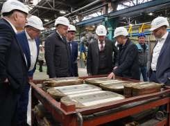 На Новочеркасском электровозостроительном заводе обсудили перспективы развития донской промышленности