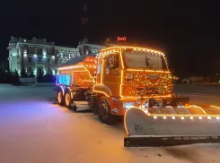 Коммунальные службы борются с последствиями снегопада в Ростове