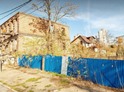 Запрет строительства девятиэтажки в центре Ростова объяснили в минстрое области