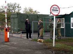 Украинского контрабандиста на внедорожнике расстреляли на границе в Ростовской области