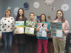 ГК «Чистый город» подарил участникам конкурса экологических рисунков на Новый год календари