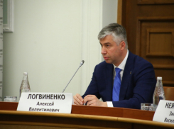 Глава администрации Алексей Логвиненко раскритиковал ситуацию с горячей водой 