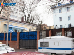 В сети опубликовали видео «побега» сотрудников генконсульства Украины из Ростова