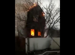 Двое детей погибли при пожаре в частном доме в Аксайском районе