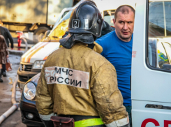 Пожарные Ростова потушили крупное учебное возгорание в элитной гостинице