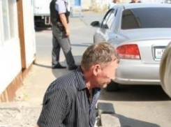 Следователи допрашивают адвокатов похитителя Александра Максимова