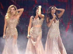 Сексуальное трио Queens с ростовчанкой Котовой удивило поклонников первой песней на «Золотом граммофоне»