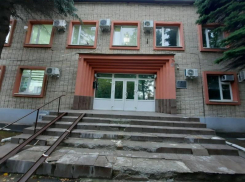 В Ростове при получении взятки в 1,3 млн рублей задержан прокурор Железнодорожного района