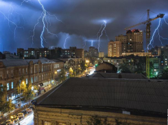 Ливни и ветер: в Ростовской области объявили штормовое предупреждение