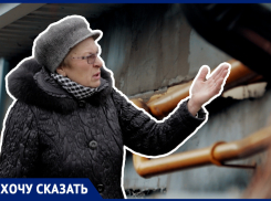 «Бросят окурок и случится беда»: ростовчанка переживает за свою безопасность из-за нелегальной газовой трубы у ее дома