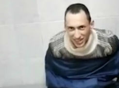Супергерой «доктор-зло» попытался загнать в рабство полицейских и попал на видео в Ростове
