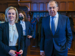 Глава МИД Великобритании заявила, что не признает суверенитета России над Ростовом и Воронежом