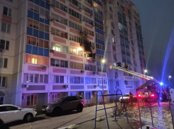 В Ростове при пожаре в многоэтажке погиб один человек 