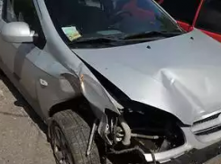 По вине автоледи 6 человек ранены в аварии на Левом берегу Дона 