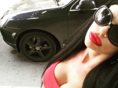 Девушка с яйцами из Ростова собралась устроить шоу в студии «Прямого эфира»