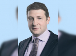 Депутат гордумы Дмитрий Олейников забывает рассказывать о своей работе