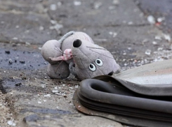 Маленькую девочку сбил мужчина за рулем иномарки на зебре в центре Ростова