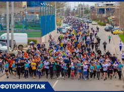 В донской столице прошел масштабный забег «Ростовское кольцо»