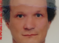 Зрелого брюнета с зелеными глазами три недели разыскивают в Ростовской области