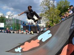 Заменить разбитую спортивную зону новым кластером предложили в центре Ростова