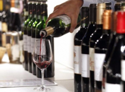 Подарки и розыгрыши развеселят горожан на «Донской винной ярмарке»